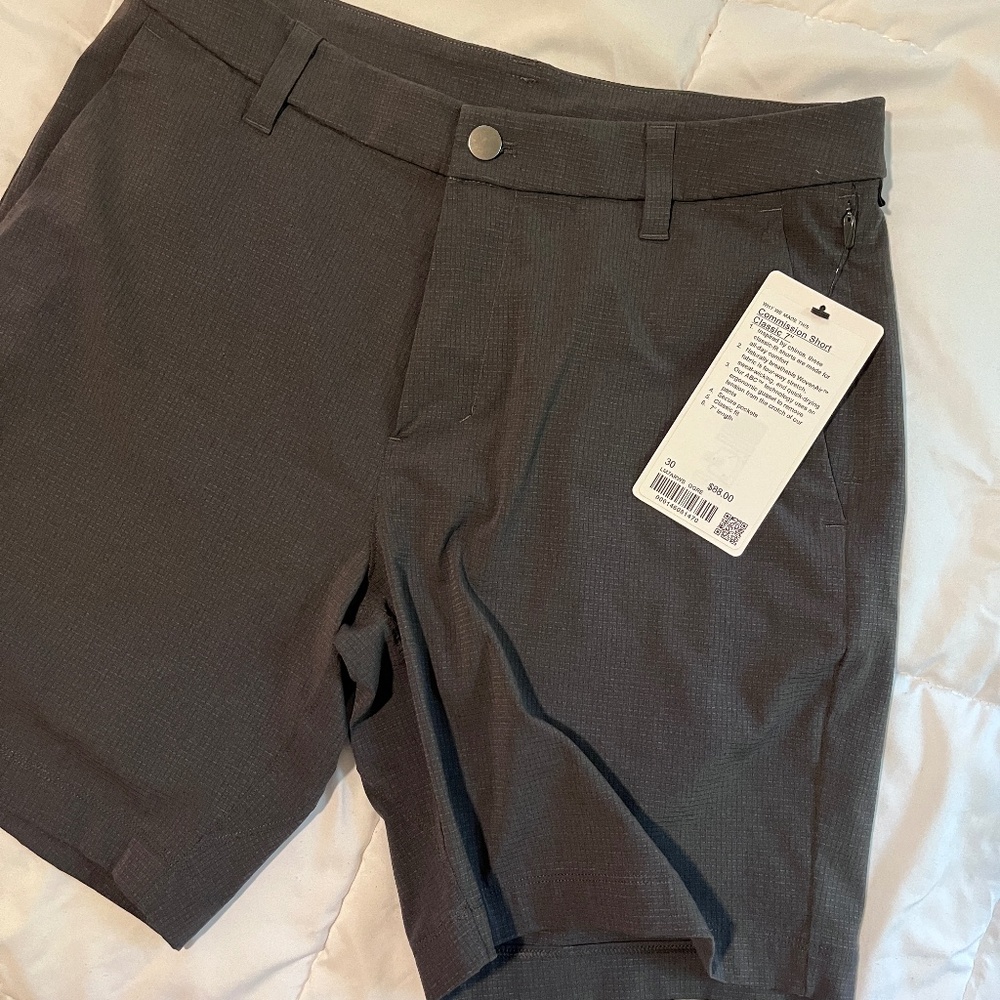 Lululemon Commission Short 7" - sz 30 Graphite Grey